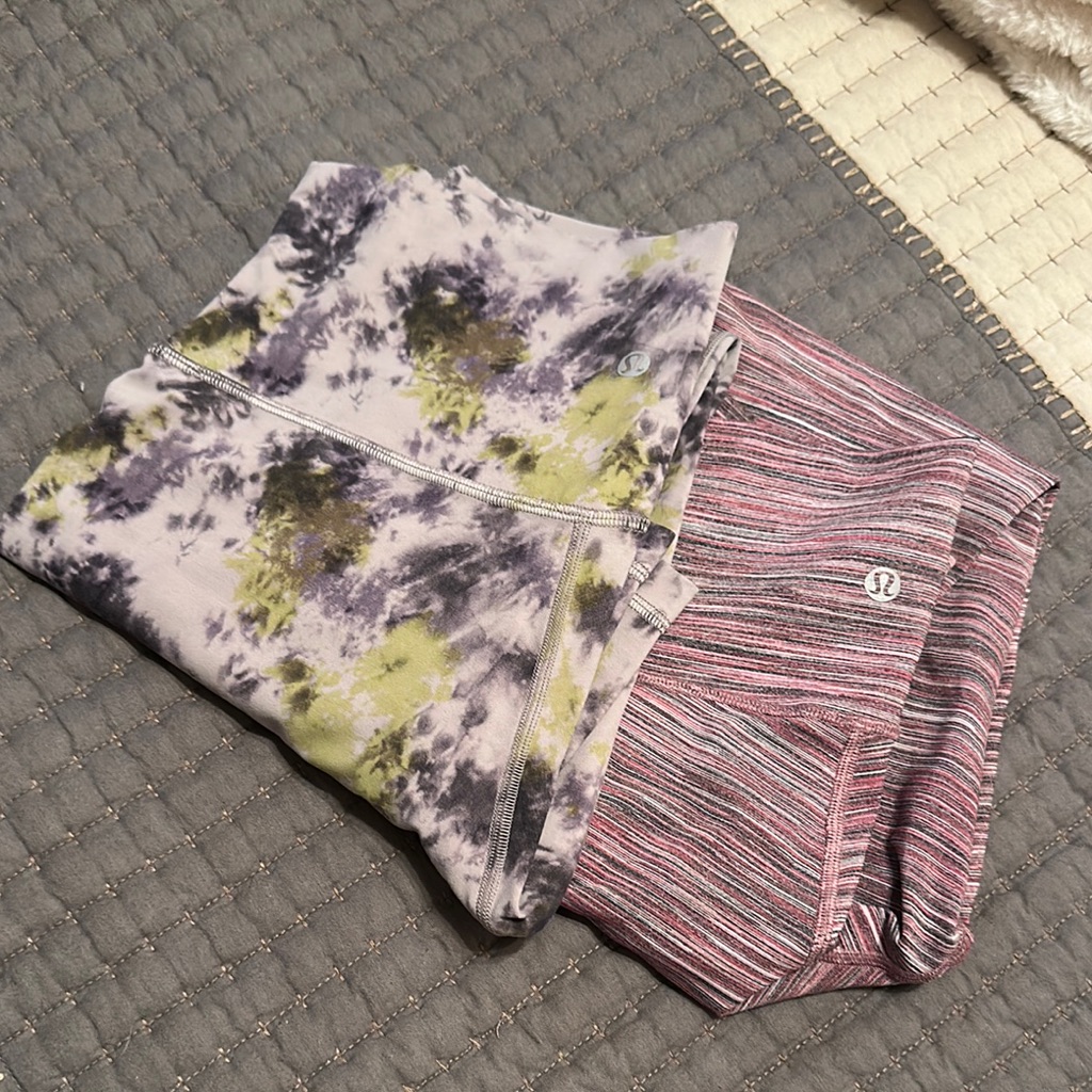 Lululemon Patterned Leggings Set